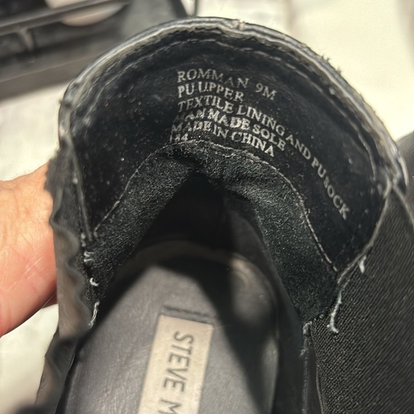 Size 9, new Steve Madden booties - Picture 13 of 14